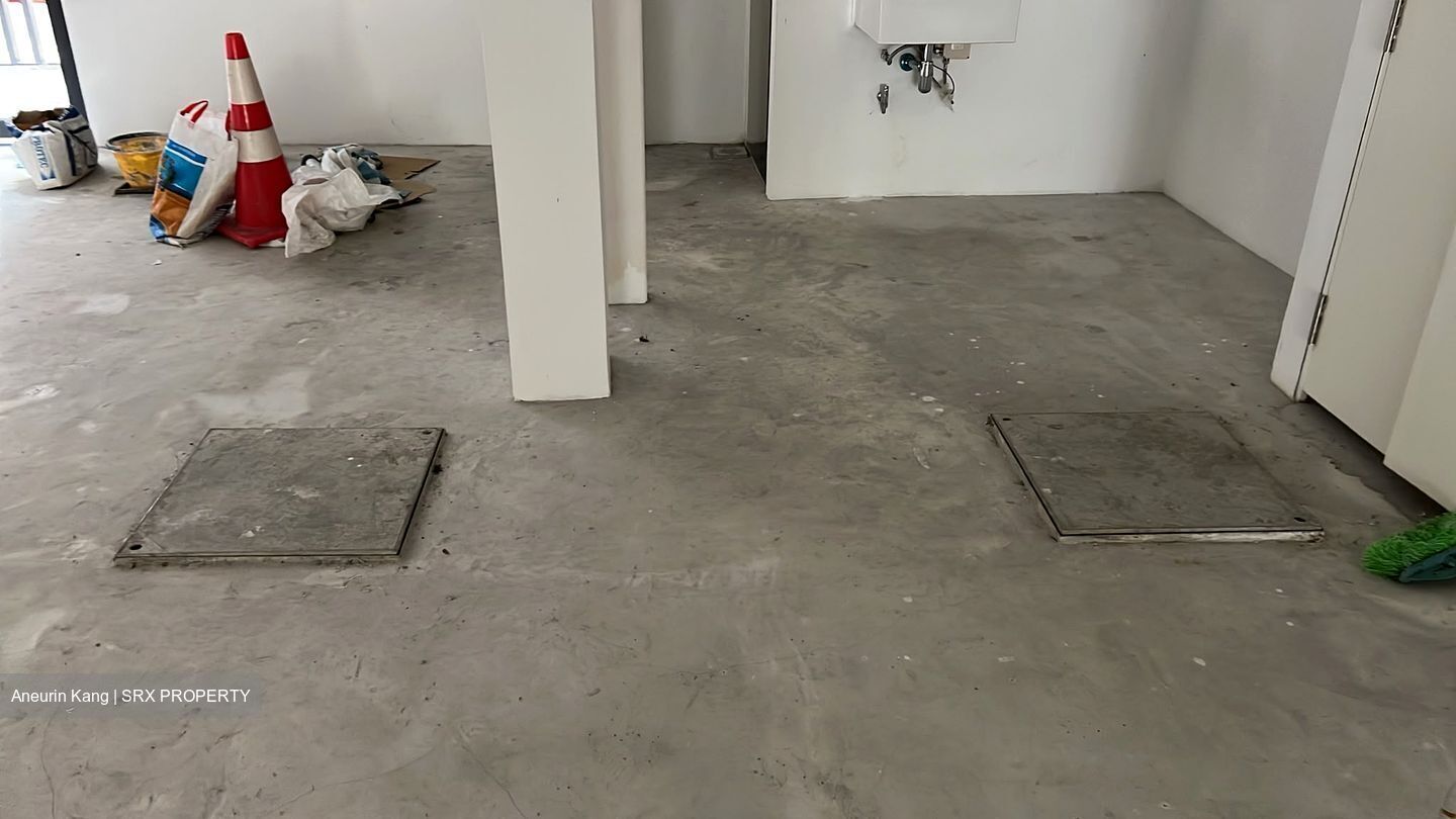 North Canal Road (D1), Retail #602505011